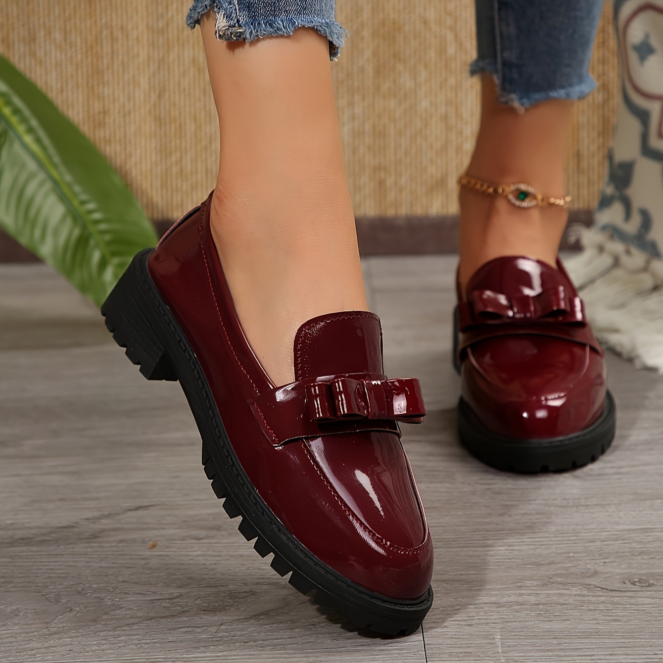 Claudine™ – Mocassins vernis à semelle stable et confort longue durée